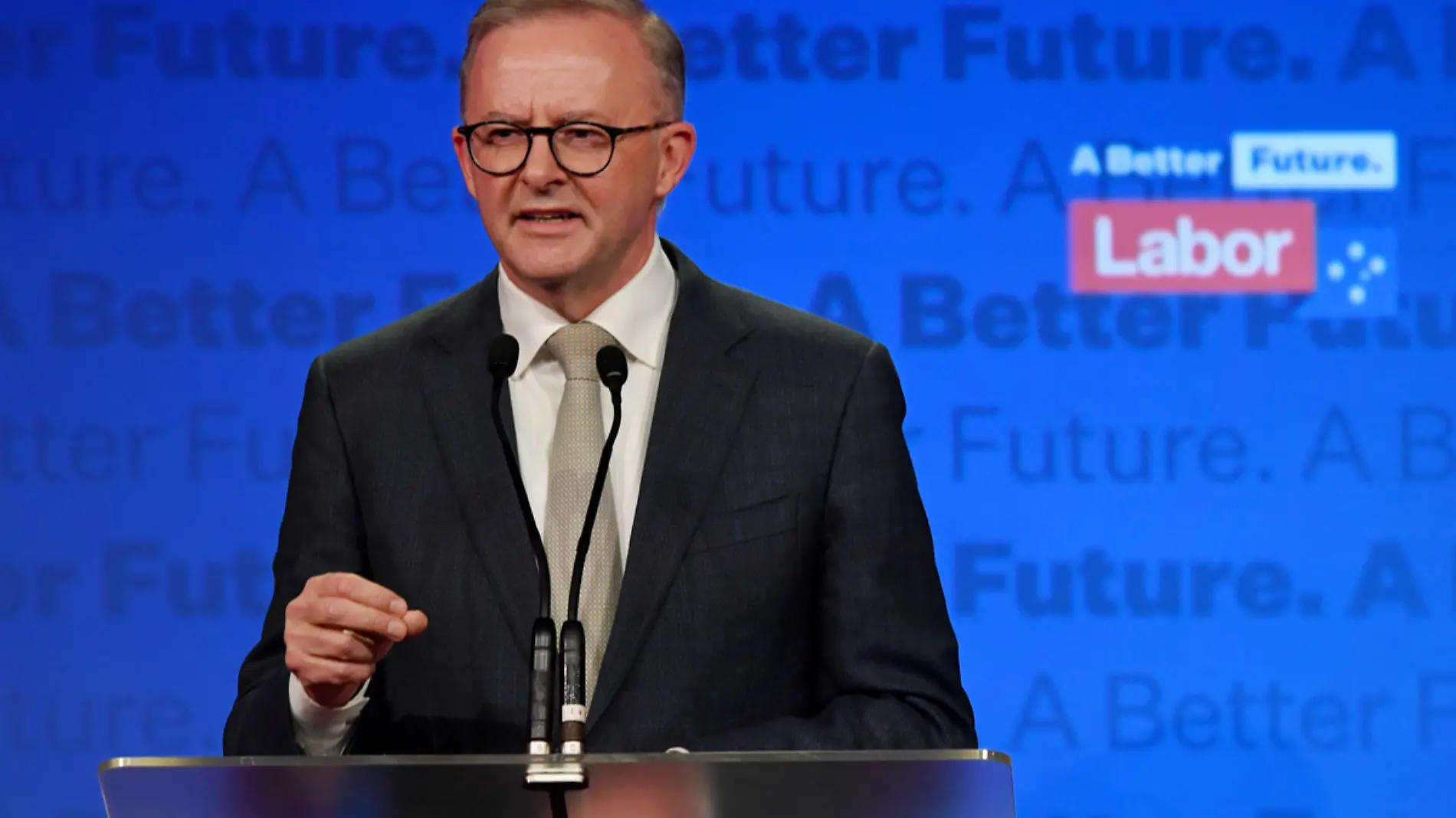 Lucha contra el cambio climático, la bandera de Anthony Albanese al frente de Australia